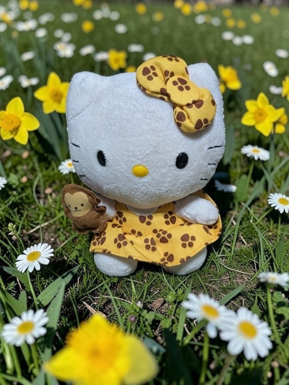 Sanrio Hello Kitty Yellow Paw-Print Dress Plush